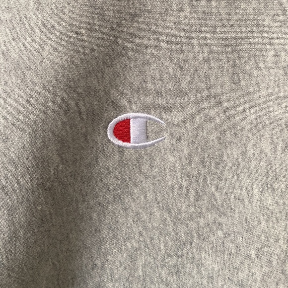 Women’s Champion Grey Crop Sweatshirt - Picture 3 of 4